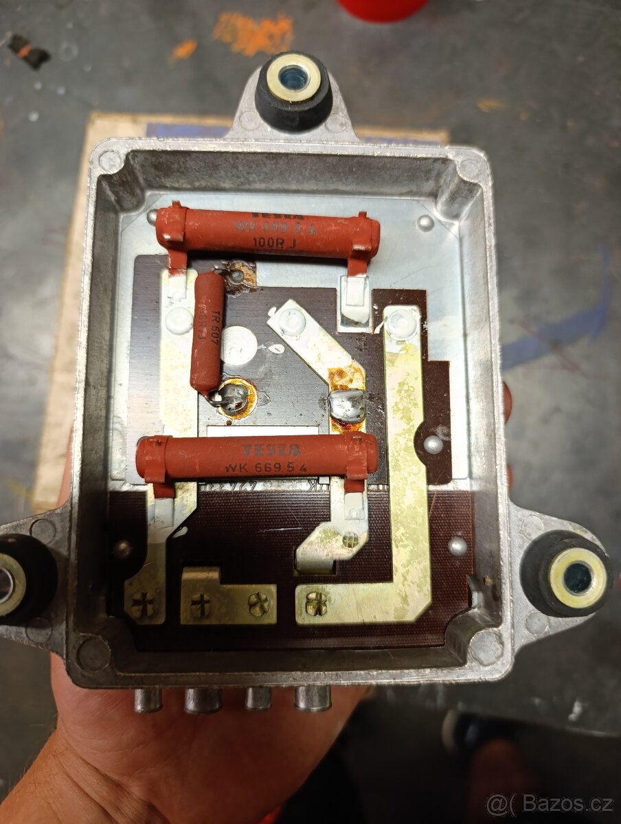 Relé dobíjení - 2