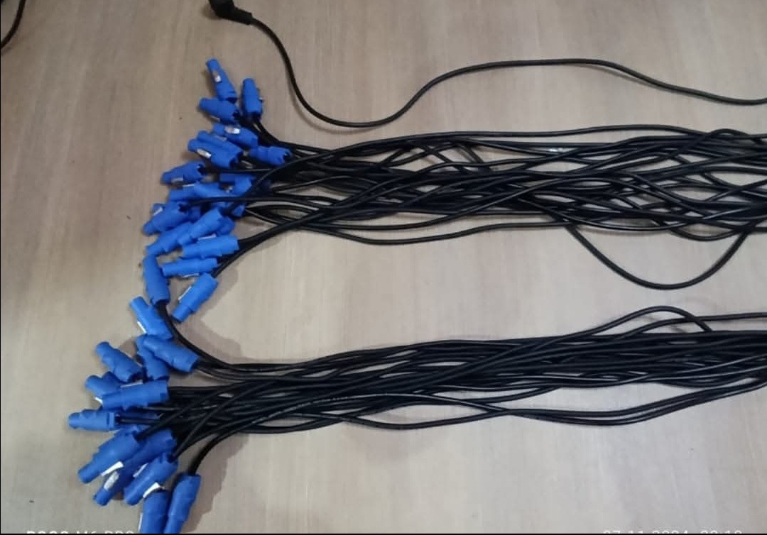 Kabely PowerCon 220 volt - 2