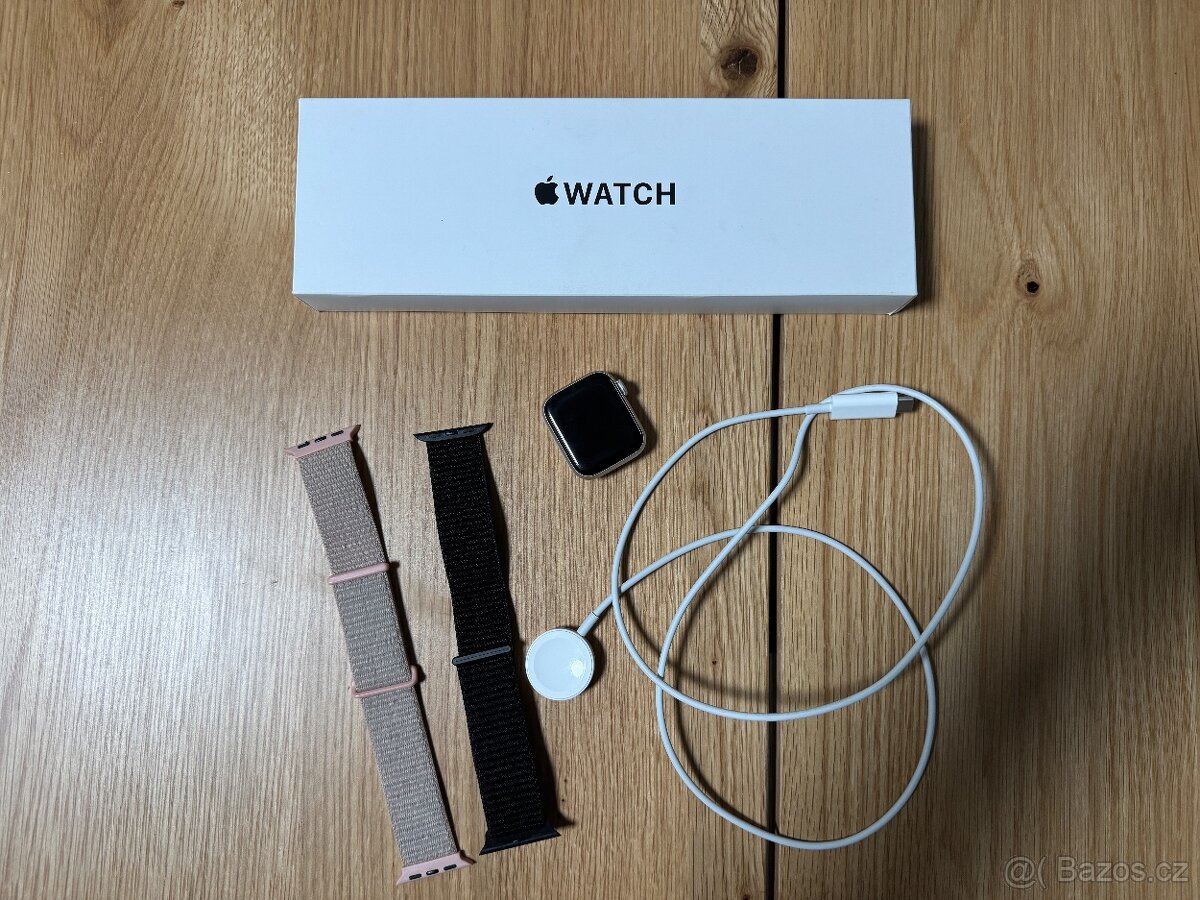 Apple Watch SE (2. generace) 40mm - 2