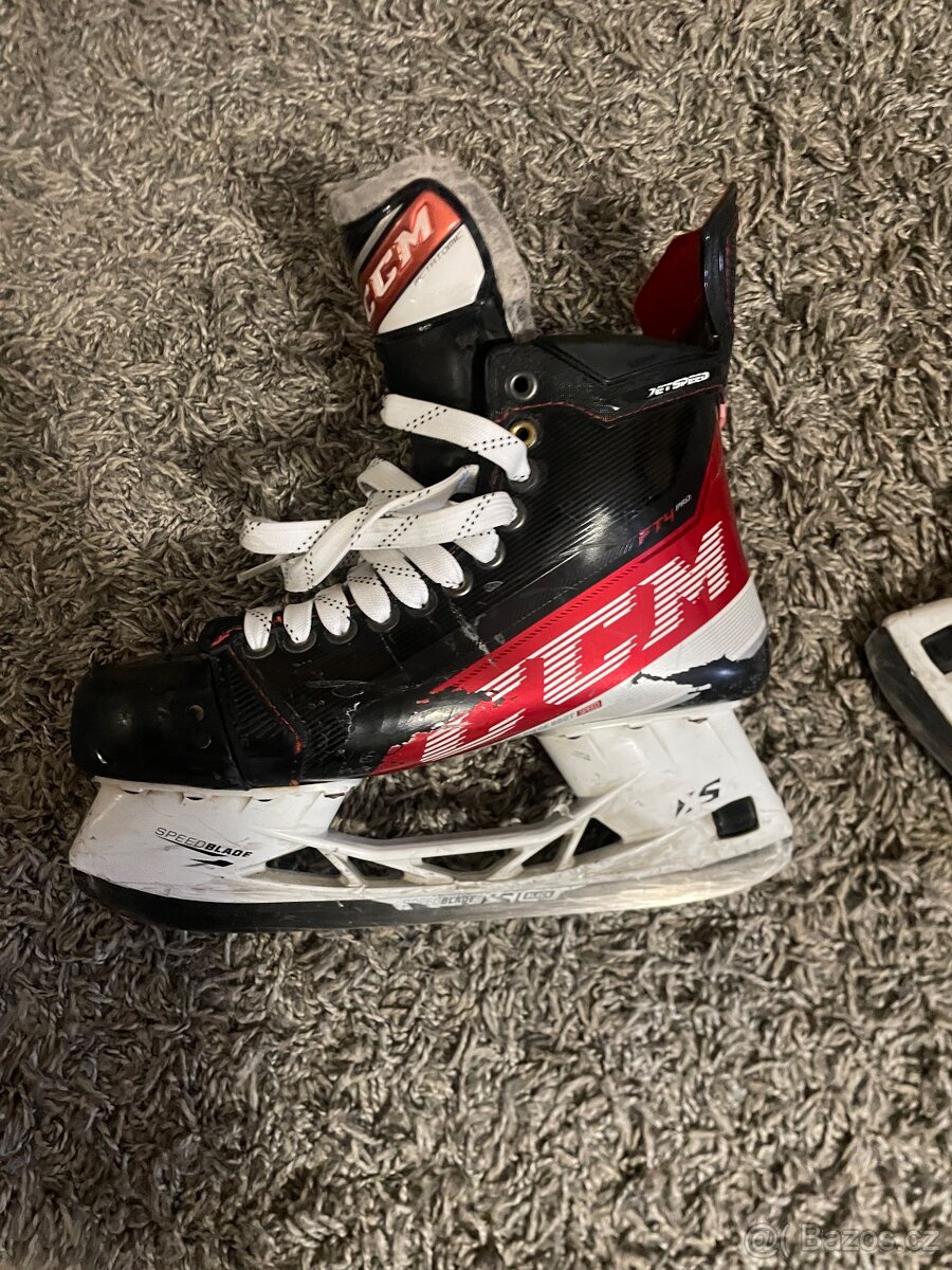 Hokejové Brusle ccm ftpro 4 - 2