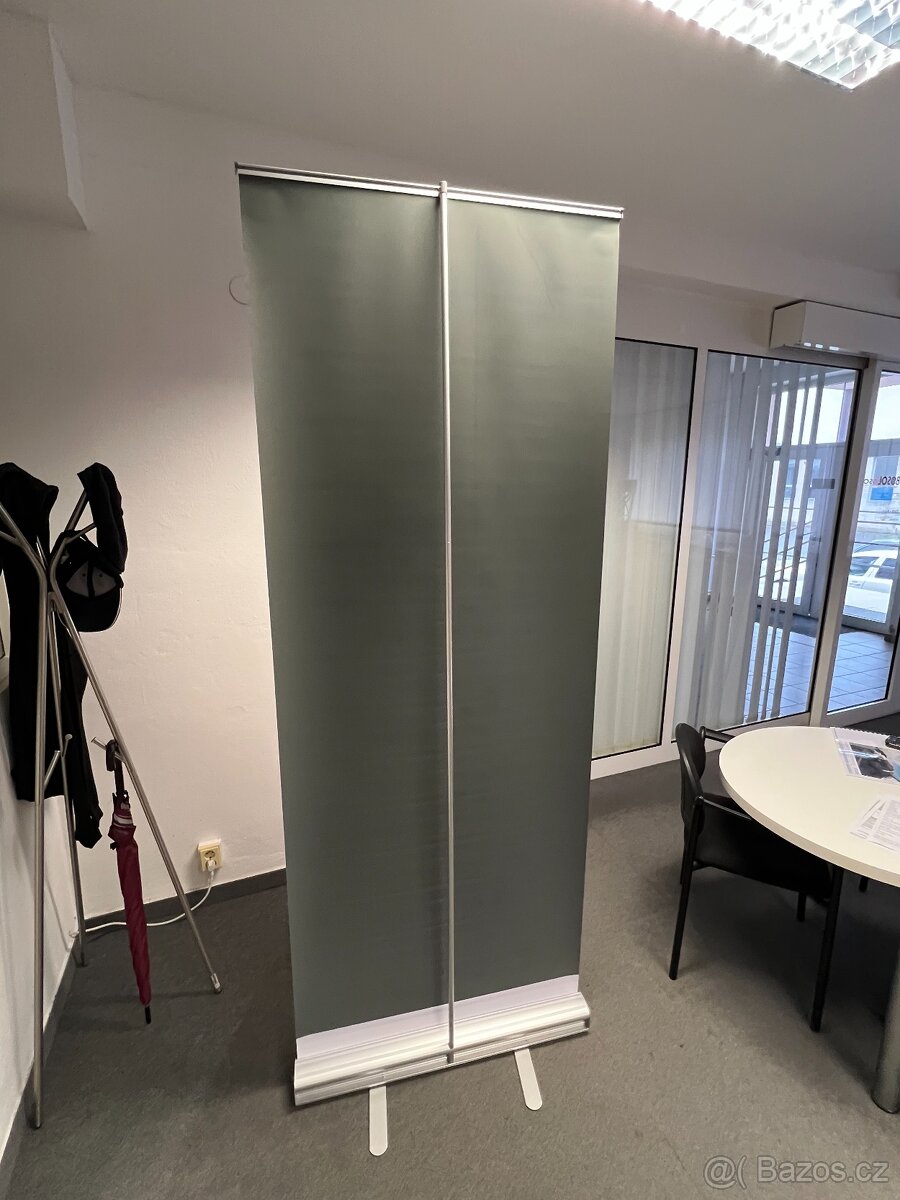 REKLAMNÍ HLINÍKOVÝ ROLOVACÍ BANNER - 2