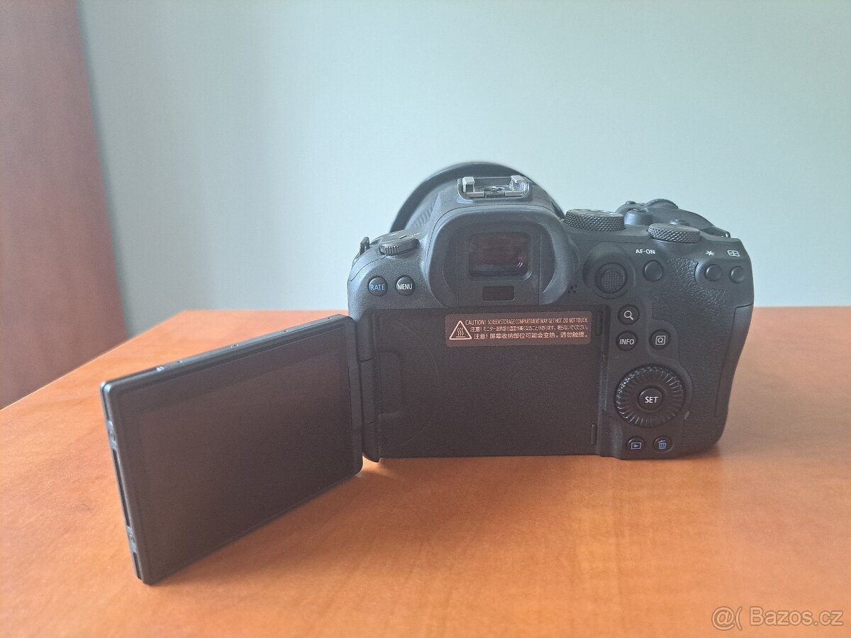 Digitální fotoaparát značky Canon R6 + objektiv, nabíjecí ba - 2