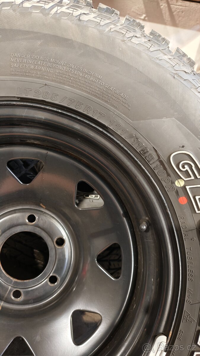 Yokohama Geolandar G015 285/75 R17 LT - 2