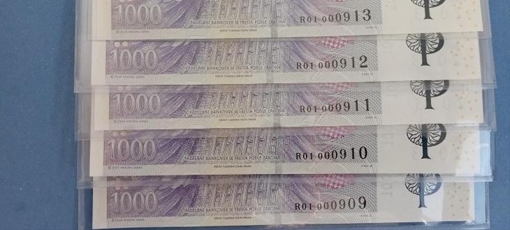 R01 sada 1000Kč s přítiskem UNC - 2