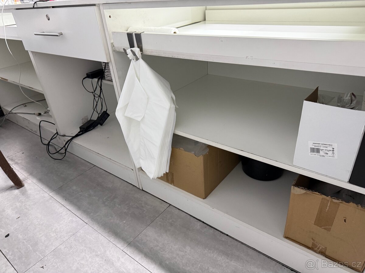 Pult / prodejní pult - 2