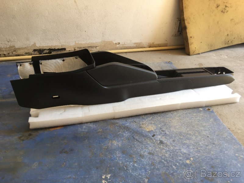 Středový tunel Fabia III - 2