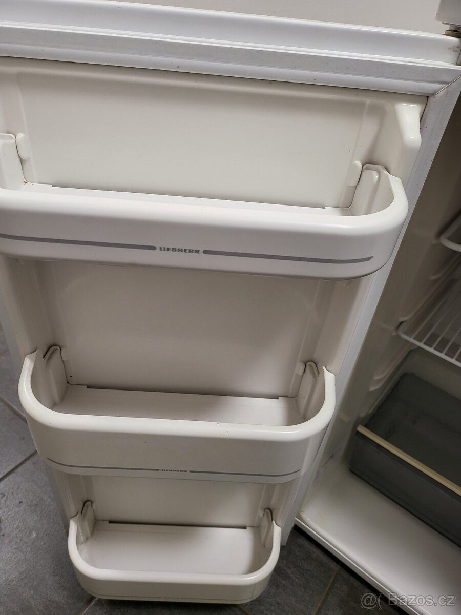 uzoučká lednička Liebherr, šířka 40cm - 2