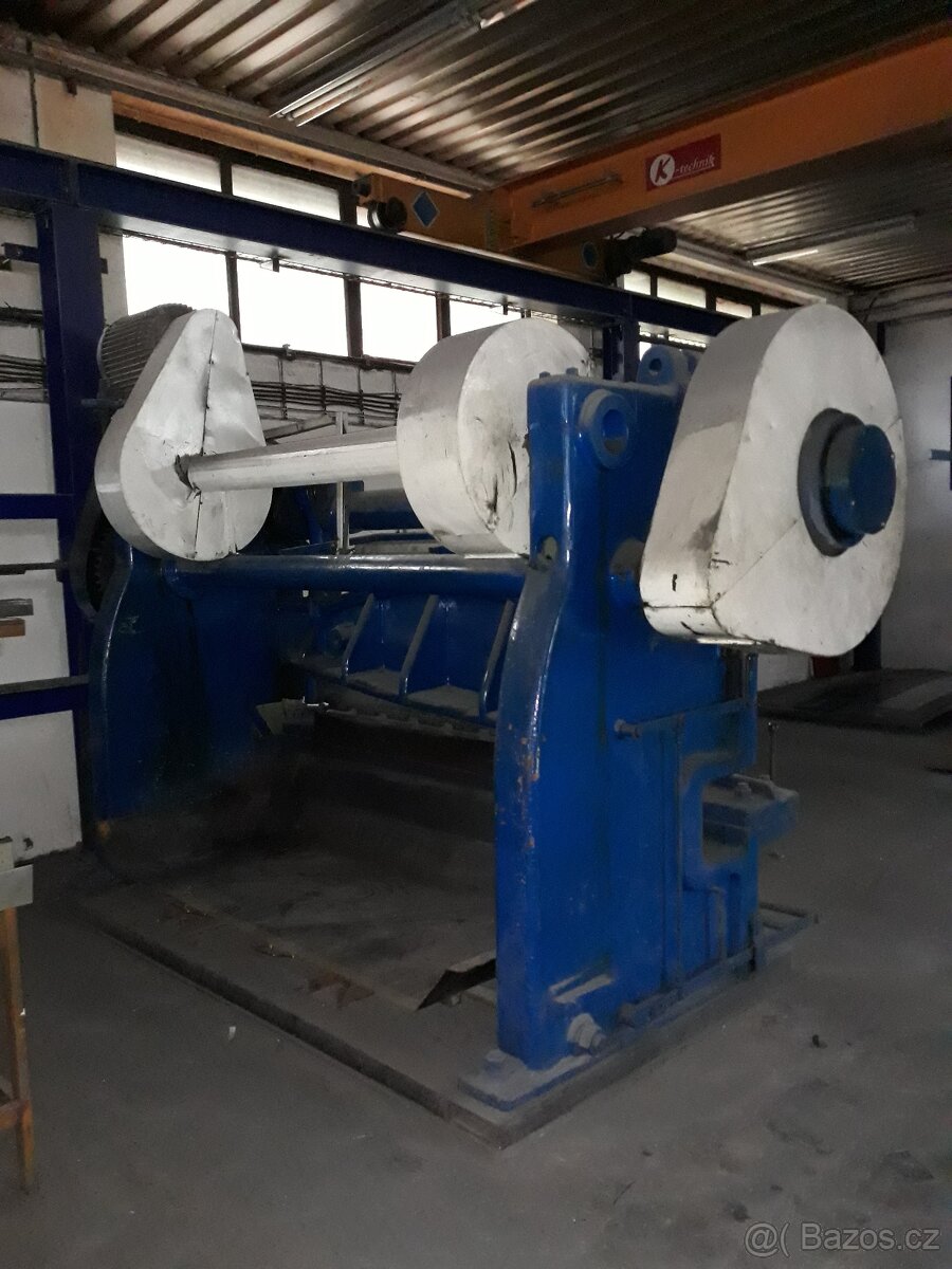 Tabulové nůžky - 2