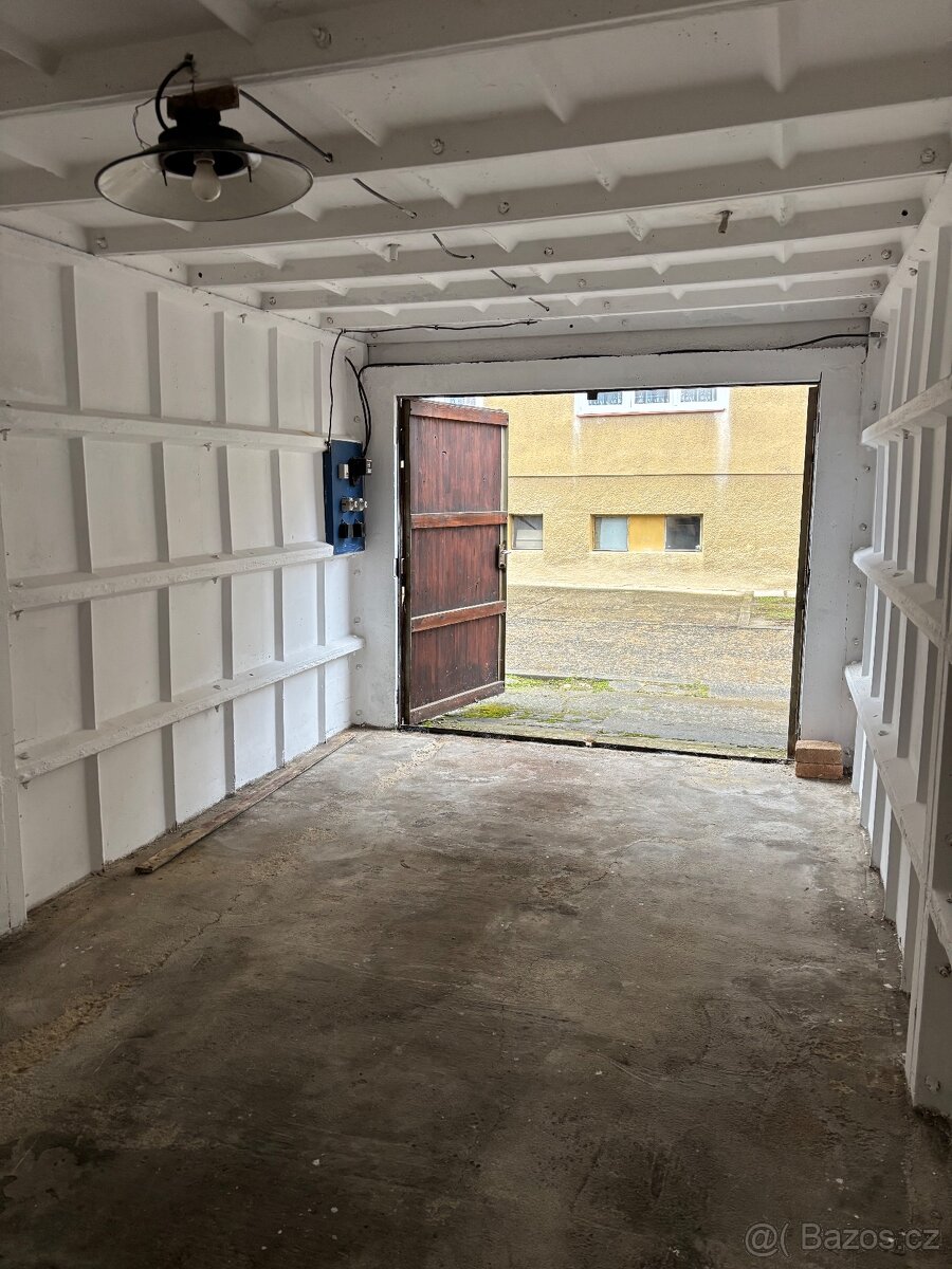 Pronájem garáže - 2