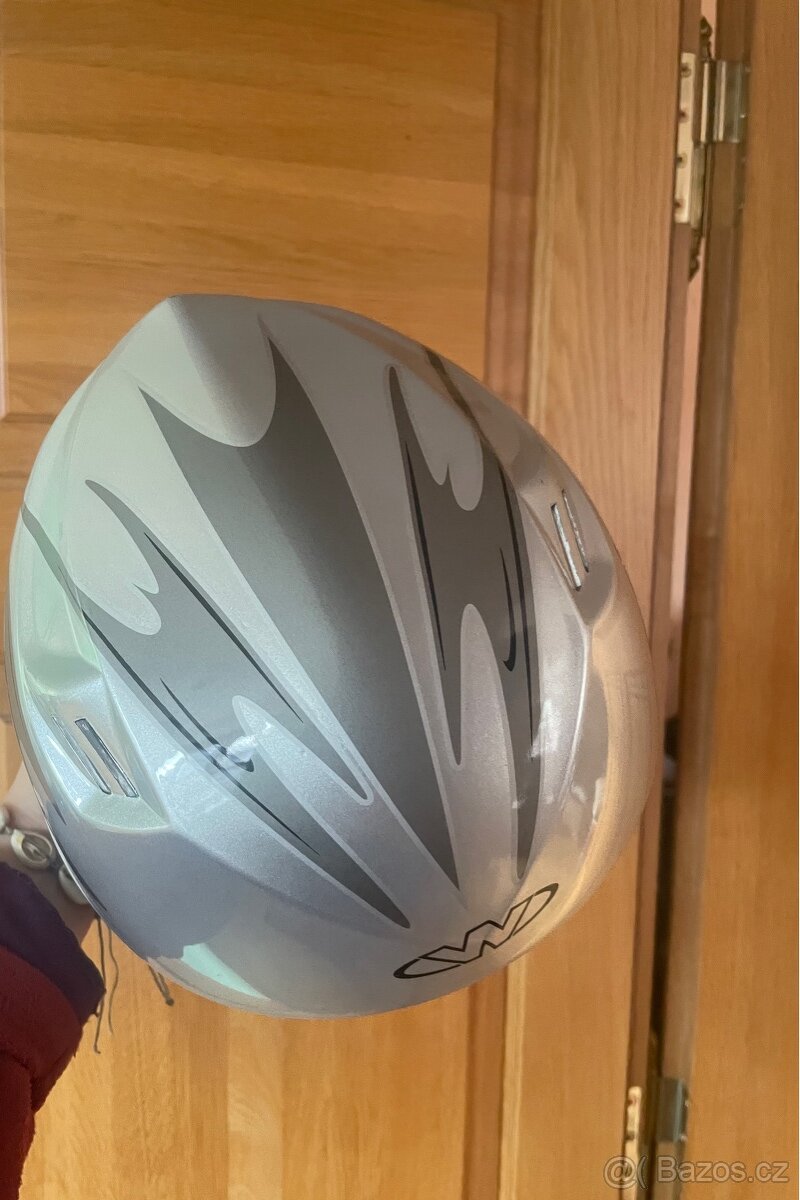 dětská lyžařská helma - 2