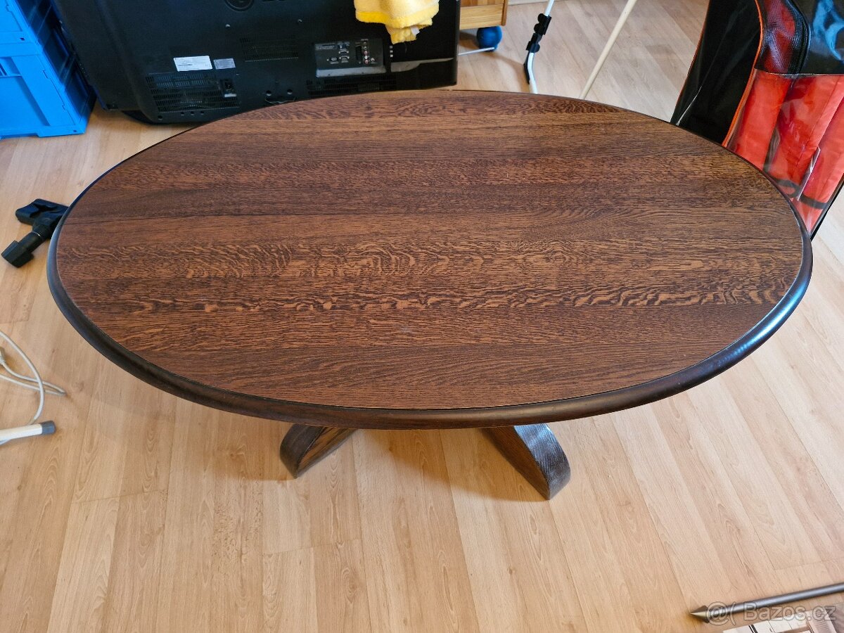 Celomasivní konferenční stůl - 2