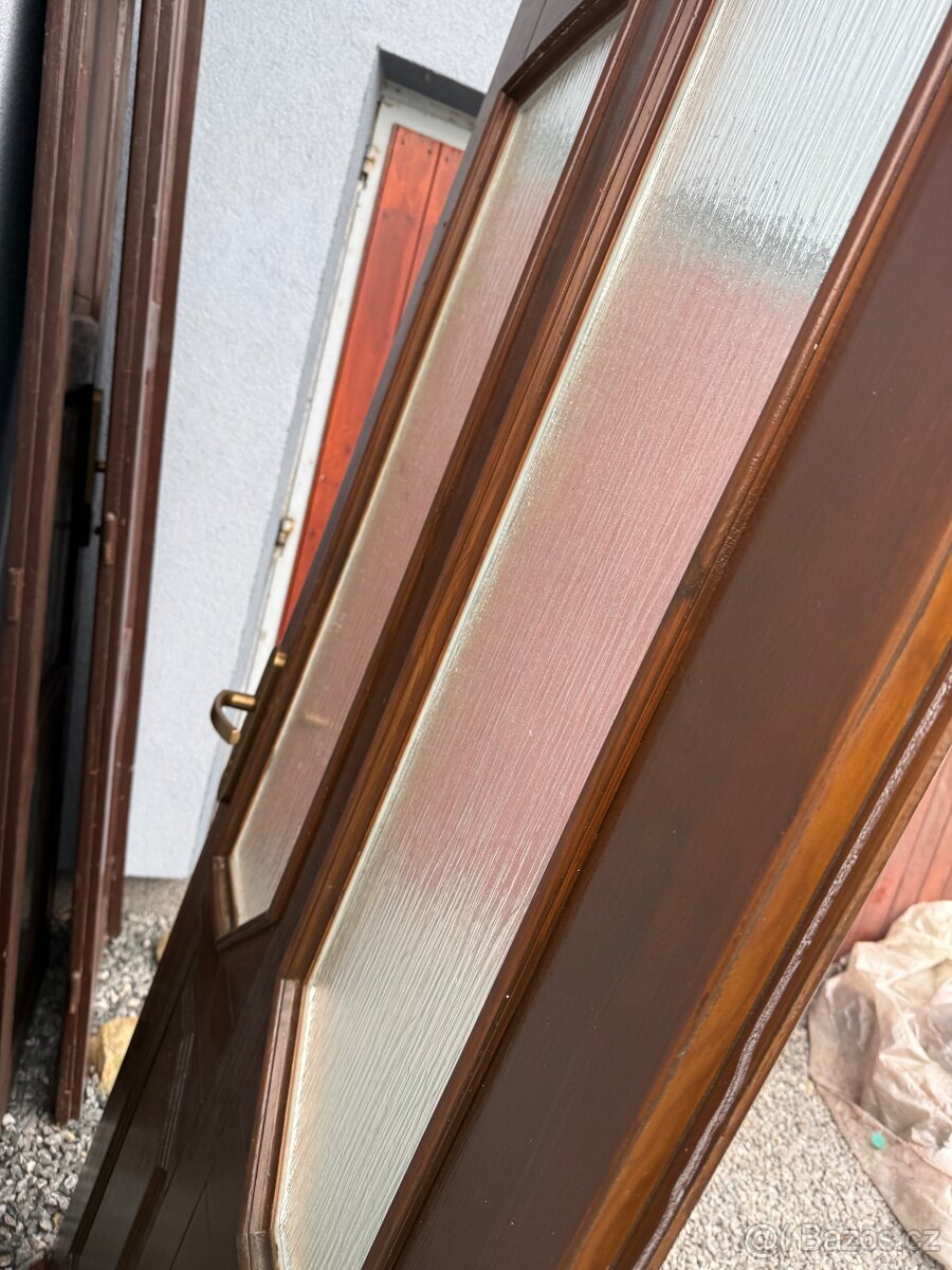 Dřevené vchodové euro dveře - 2