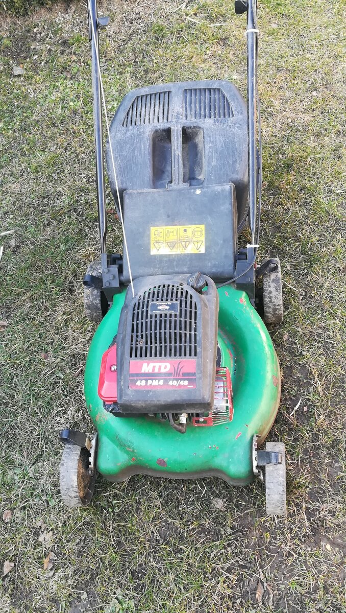 Sekačka na trávu - 2