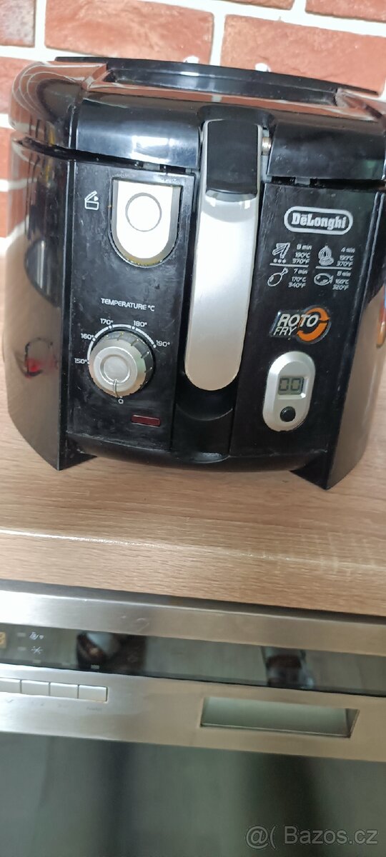 Fritovací hrnec - 2