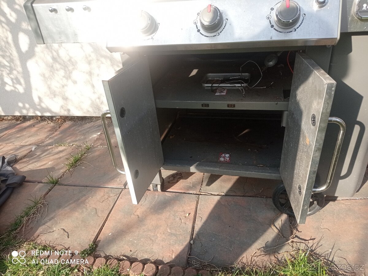 Gril Weber Genesis II , - 2