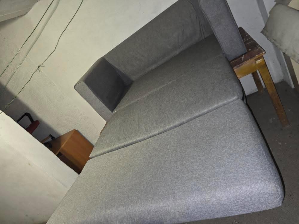 Rozkládací gauč - 2