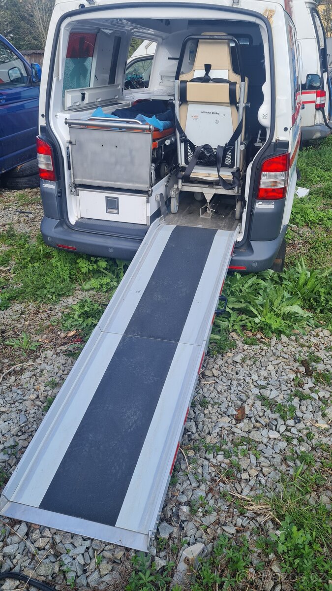 Sanitka - vybavení - 2