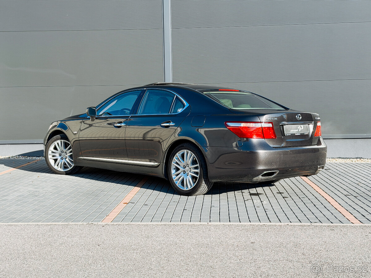 LEXUS LS460 V8, MarkLewinson, SoftClose, TV, chladnicka,Full - 2