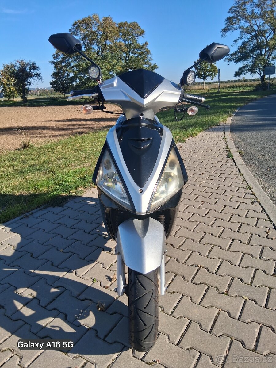 YUKI New Speedy 50ccm - 2