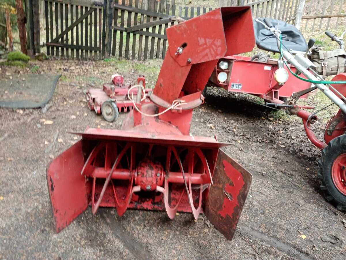 MF 70 + příslušentsví - 2