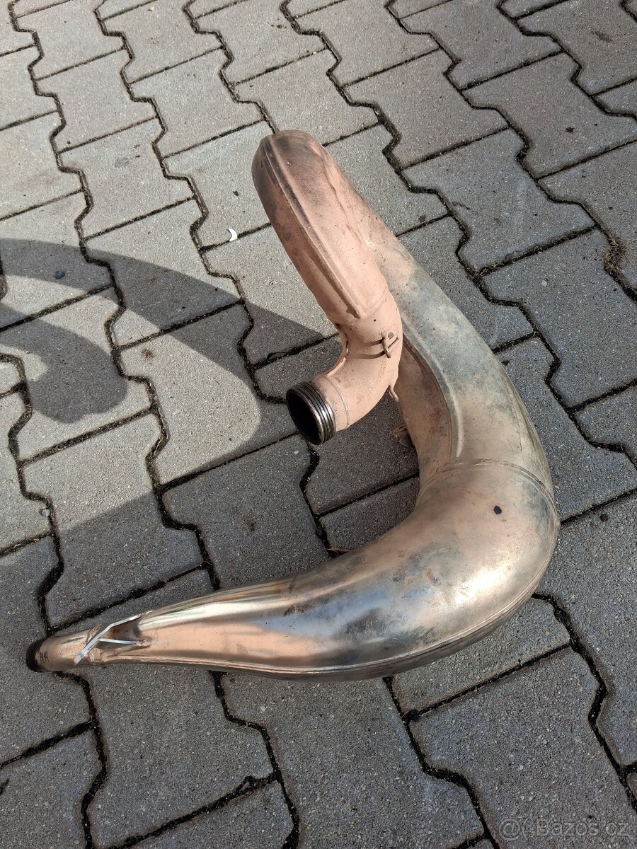 KOLENO VYFUKU KTM EXC - 2