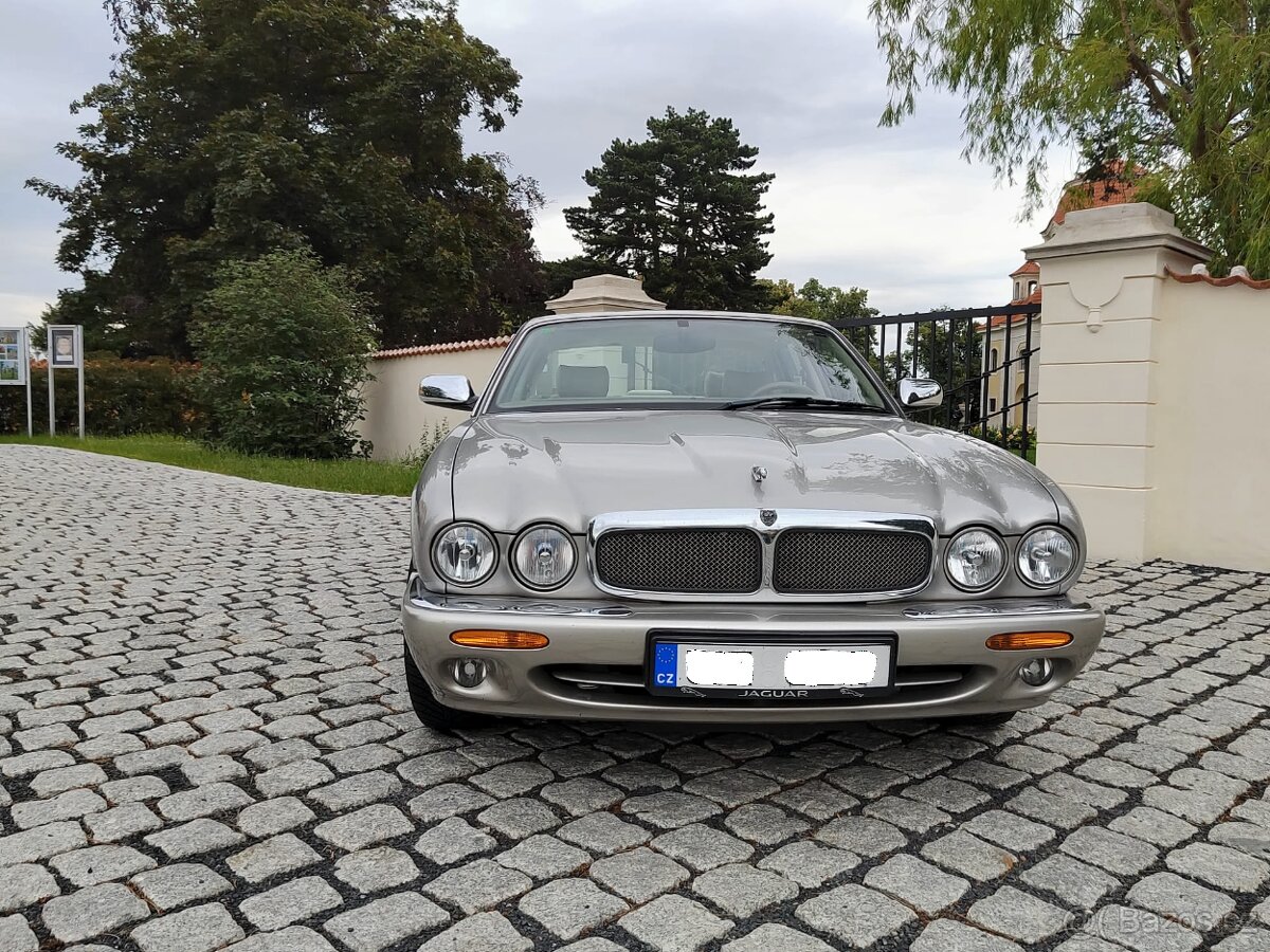 Jaguar XJ8, uloženka, nikdy nejeto v soli - 2