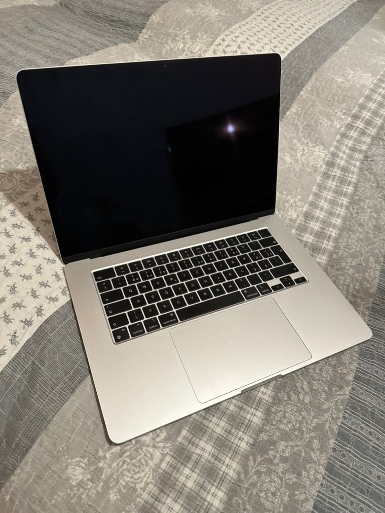 15“ Macbook Air M3 8GB 256 GB - 2