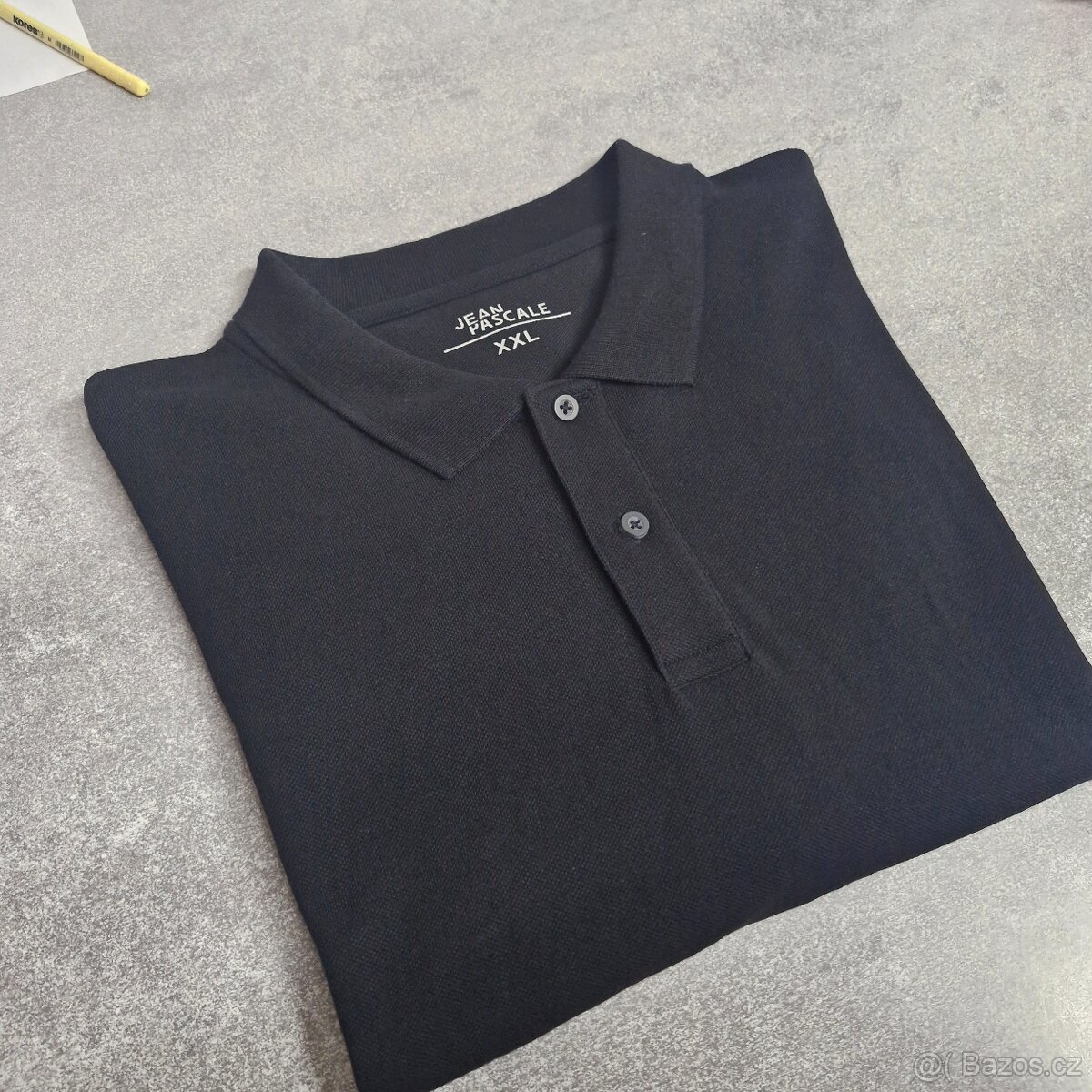 Triko s límečkem - 2