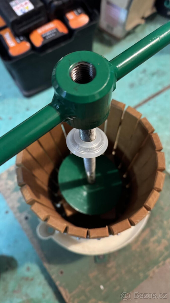 lis na ovoce 6 l, moštovač - 2