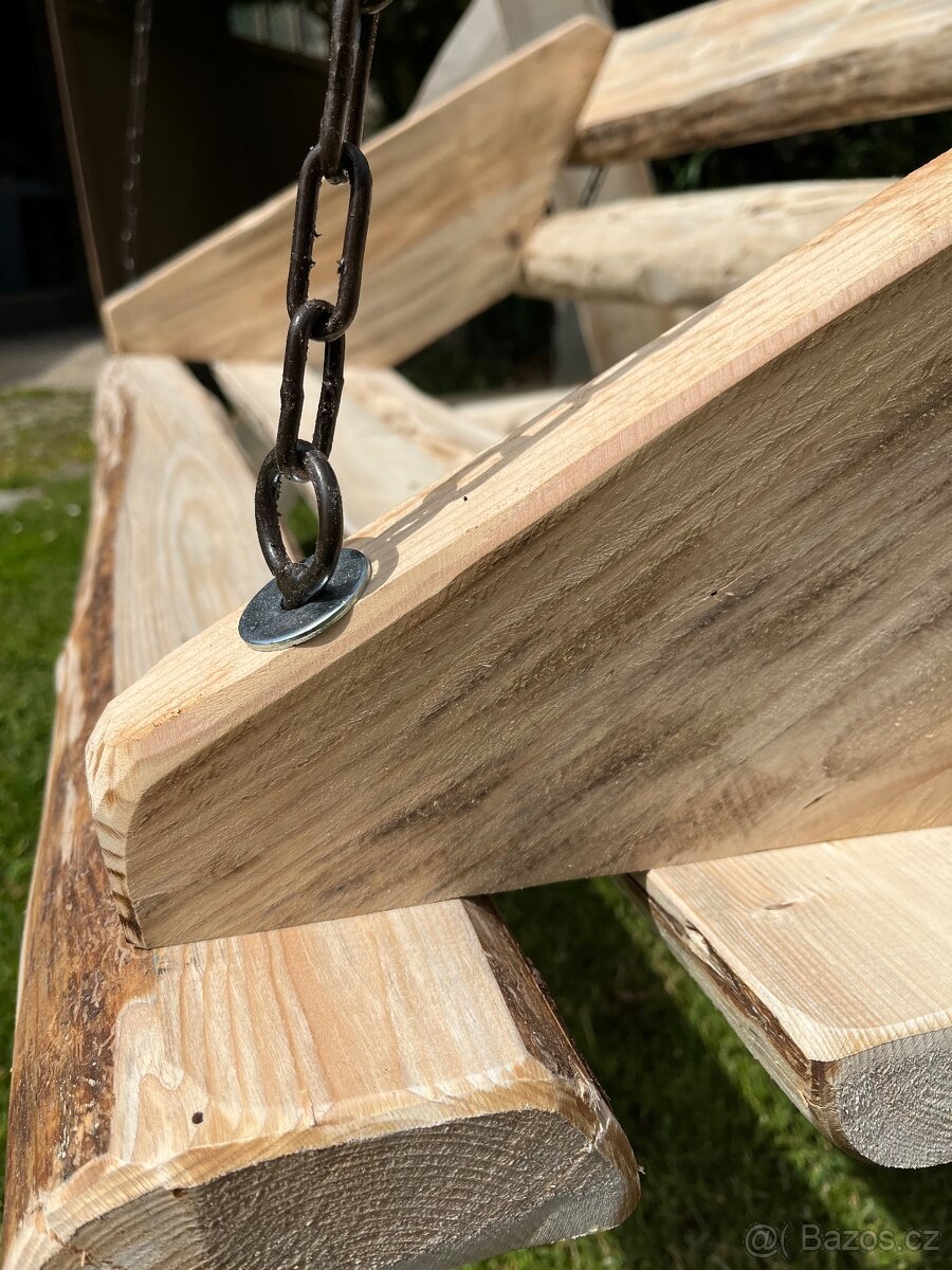 ZAHRADNÍ HOUPAČKA - 2