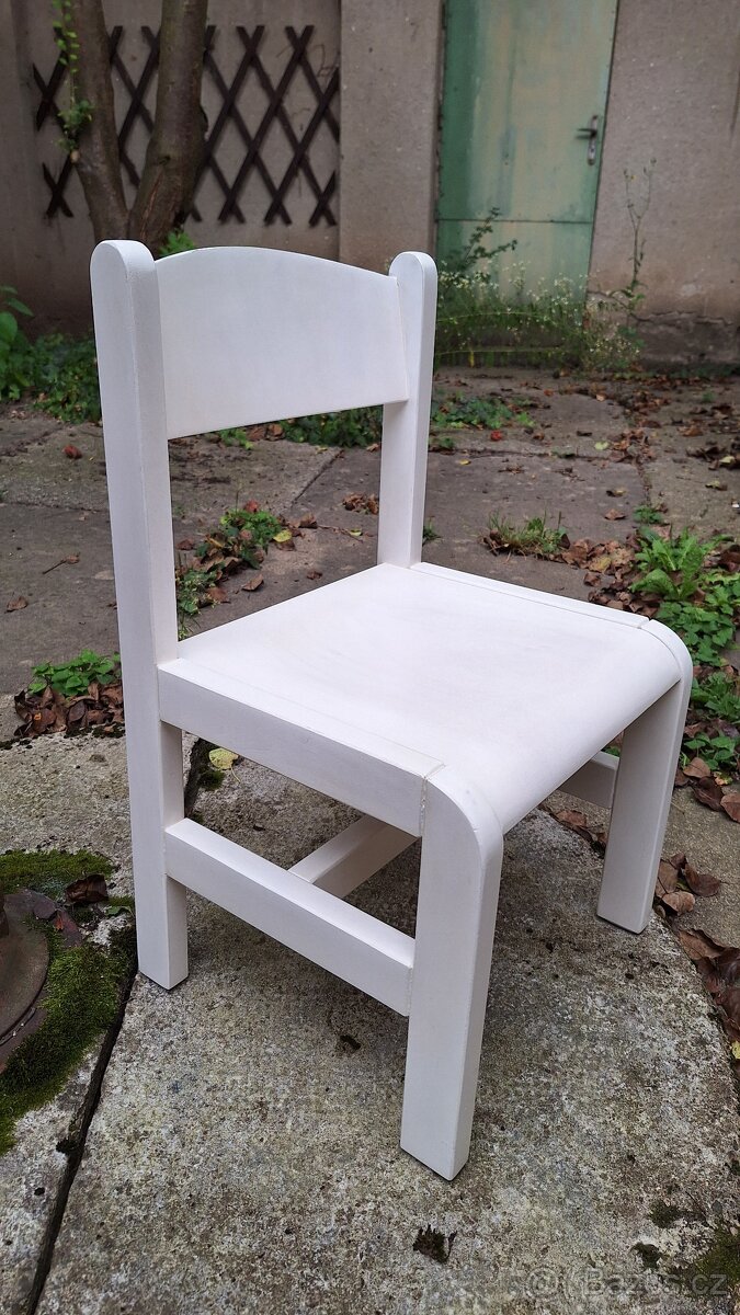 Dětské dřevěné židličky - 2