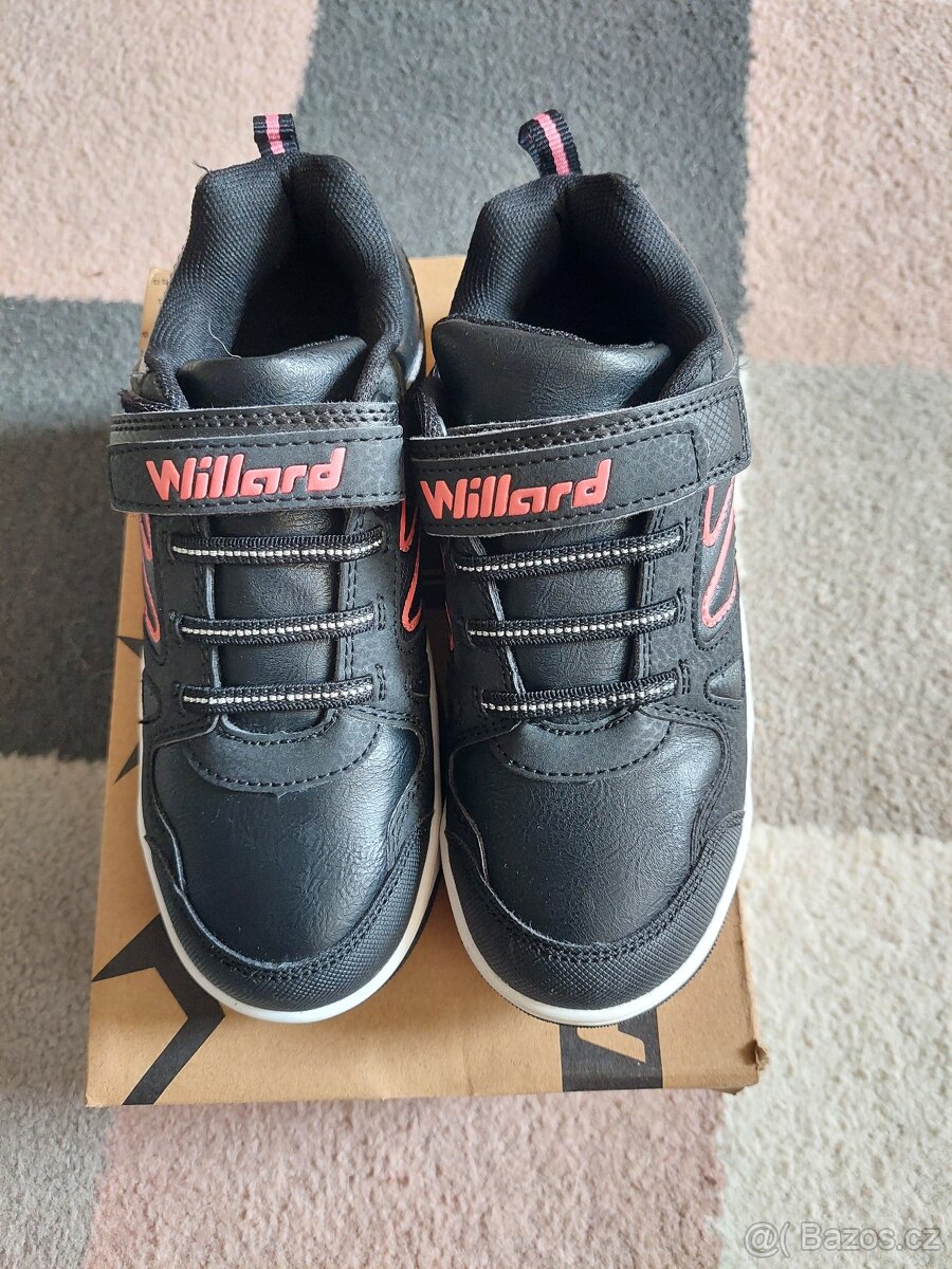 NOVÉ dívčí tenisky vel 33 - 2