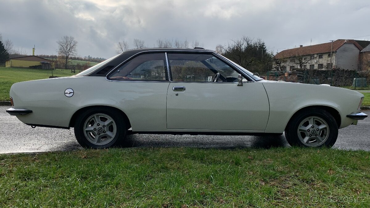 Opel Commodore B GS coupe - 2