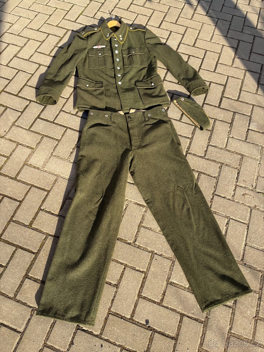Uniforma Vládní vojsko - 2
