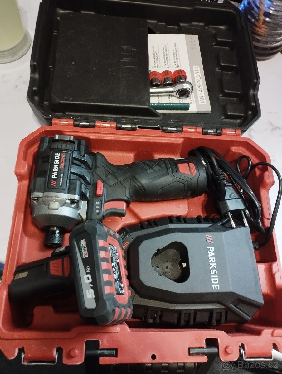 Prodám Aku rázový utahovák.. - 2