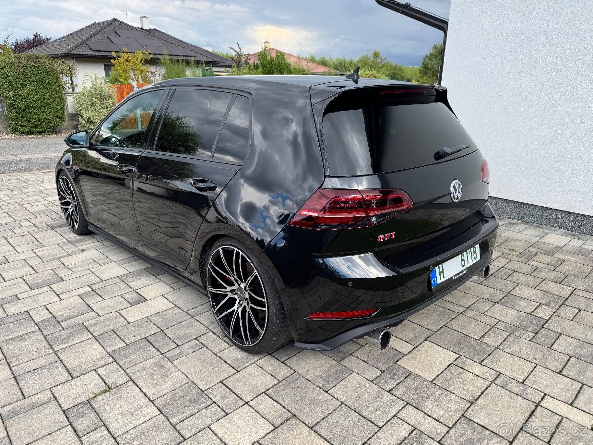 VW GOLF 7,5 GTI PERFORMANCE - 2