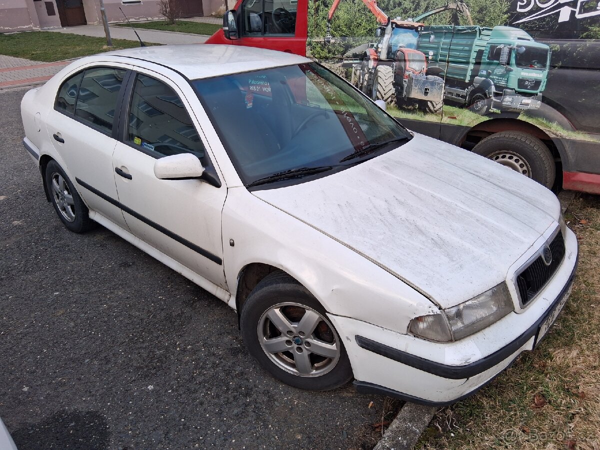 Škoda Octavia 1 -nahradni díly - 2