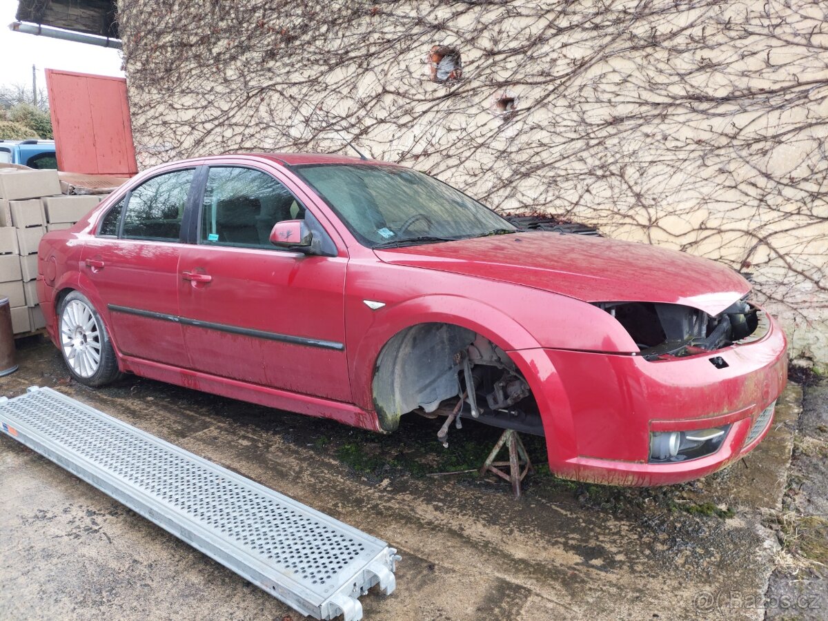 Ford mondeo st220 - 2
