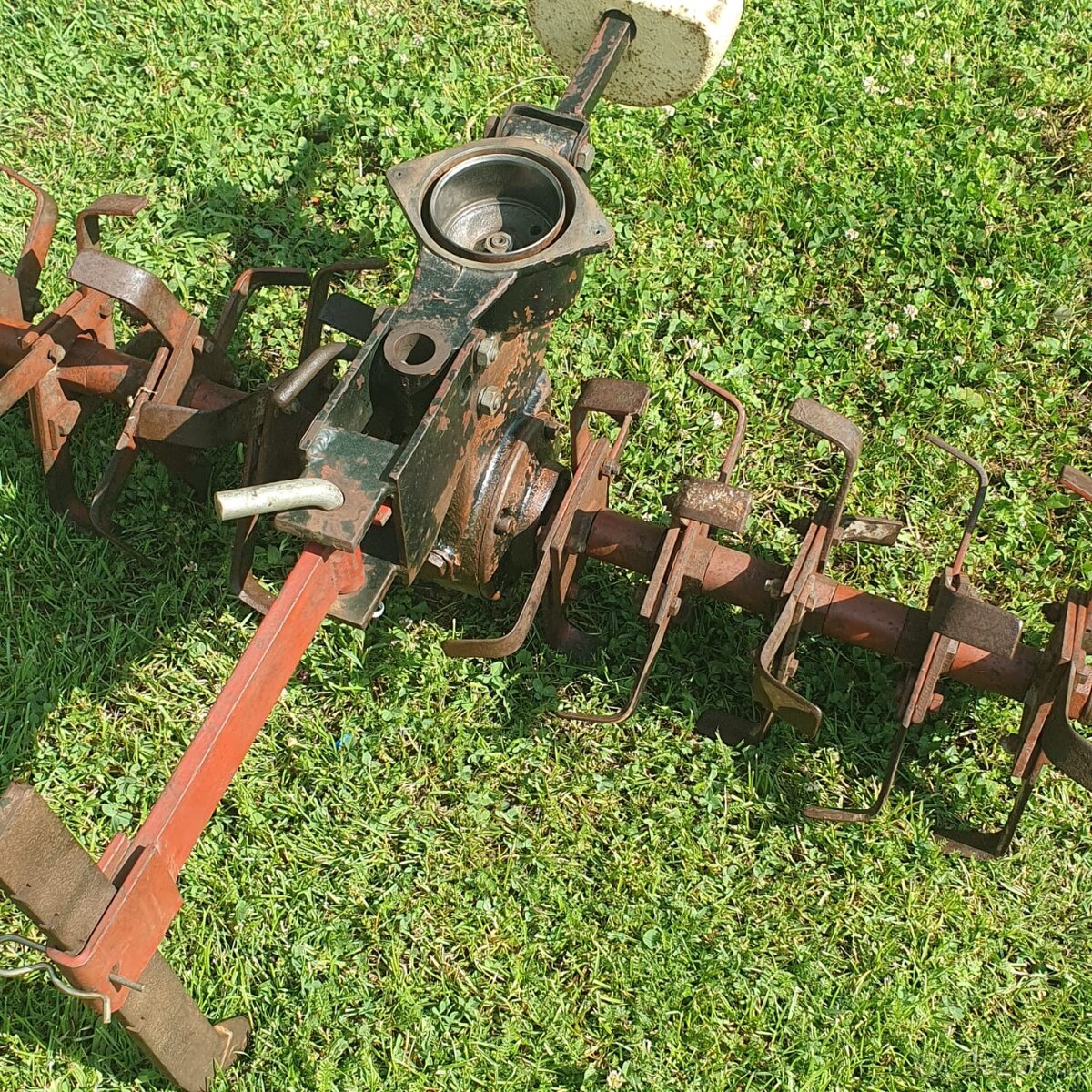 VARI TERA převodovka s rotavátorem AKY - 2