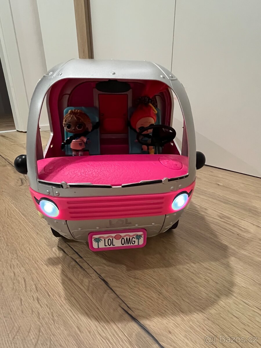 Úžasný karavan pro panenky L.O.L. - 2