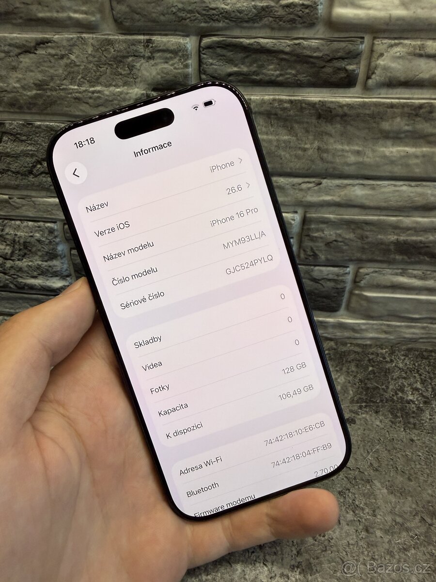 iPhone 16 Pro 128GB Black Titanium, baterie 92%, e-sim - 2