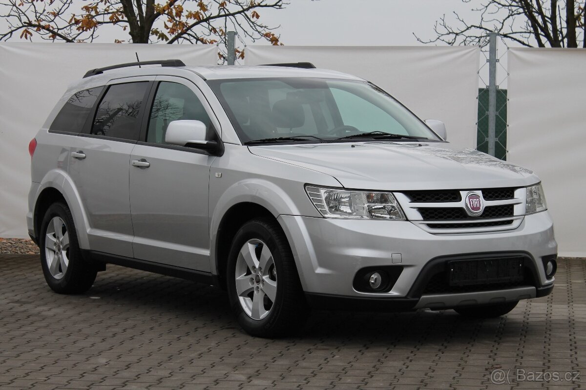 Fiat Freemont 2.0 JTDm 103kW 7Míst + Pr. Servis + - 2