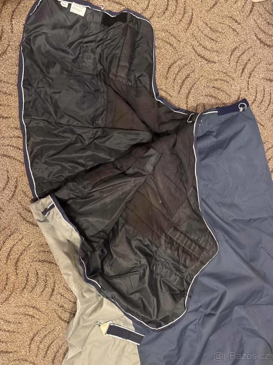 Zimní výběhova deka 155/200g - 2