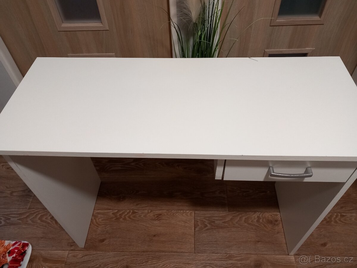 Psací stůl - 2