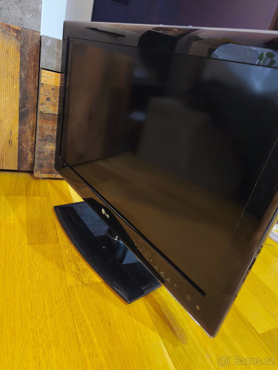 Televize LG 26LE5500 - 2