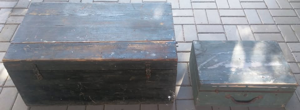 Staré dřevěné bedny , truhly - 2