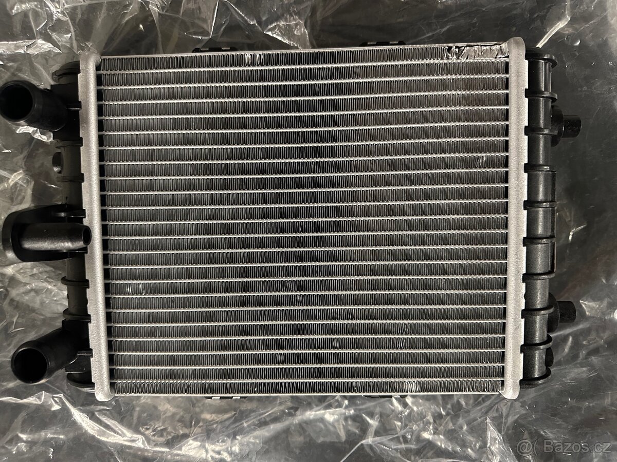 Chladič ORIGINÁL VAG 5Q0121251HA - 2