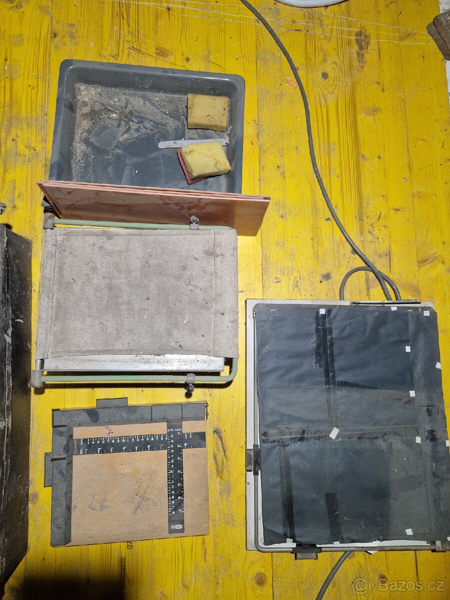 Zvětšovací přístroj + příslušenství - 2