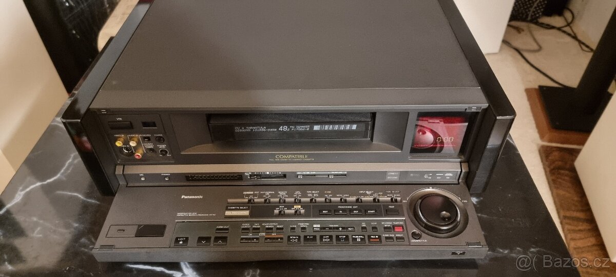 PANASONIC NV-V8000 - 2