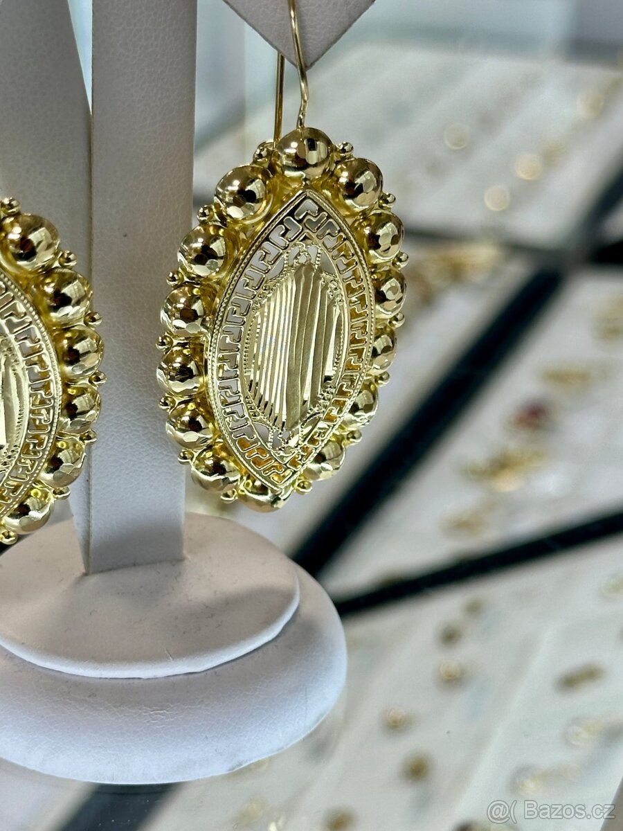 Zlaté náušnice 7,77g - 2